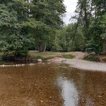 Σαλέ Sous Le Theatre Bussang