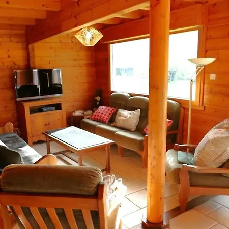 Chalet Sous Le Theatre *